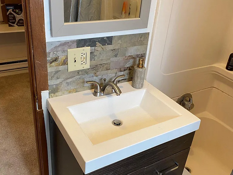 2720 Emerson Ave S #1 — Photo 16