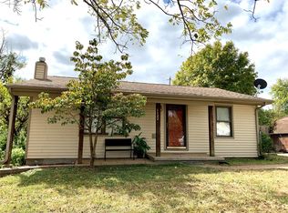 1122 Fox Farm Rd, Festus, MO 63028