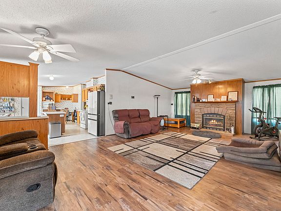 5th image of 18940 Dove Ln