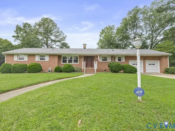 1012 Lakewood Dr, Colonial Heights, VA 23834
