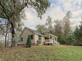 1668 Rolling Meadows Ct, Young Harris, GA 30582