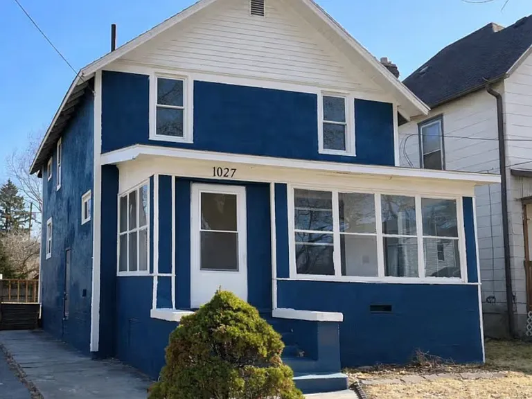 1027 S Chicago Ave — Photo 1