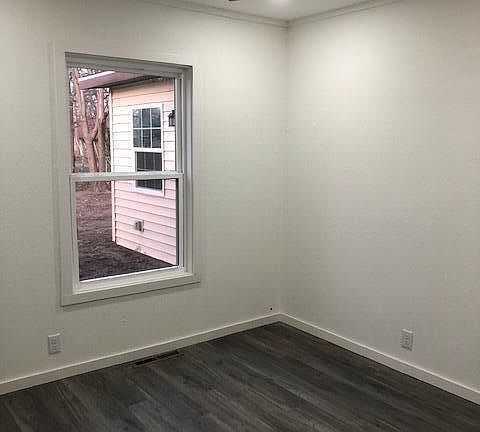 2nd image of 1409 W 9th St