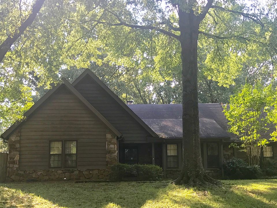 1st image of 2355 Stratfield Dr
