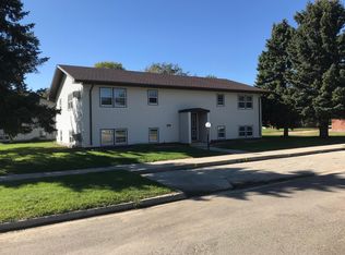 909 12th Ave, Britton, SD 57430