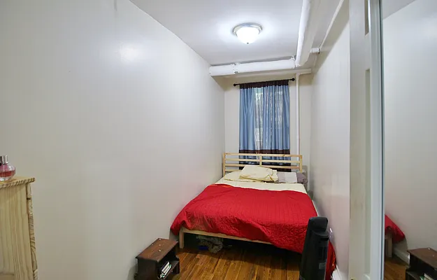 Rented by Julianna Realty Corp | media 16