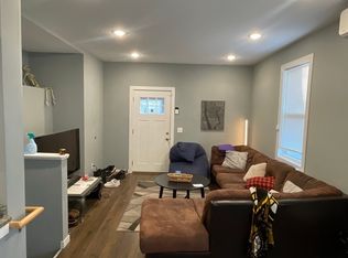 2057 Carroll Ave #1, Saint Paul, MN 55104