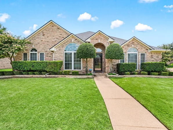 4000 Sweetwood Ct, Haltom City, TX 76137