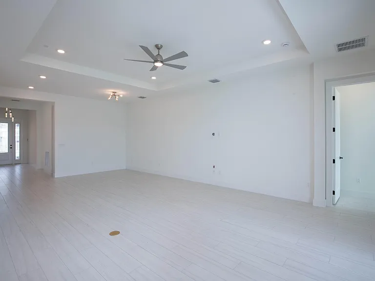 5576 Captiva Ln — Photo 11