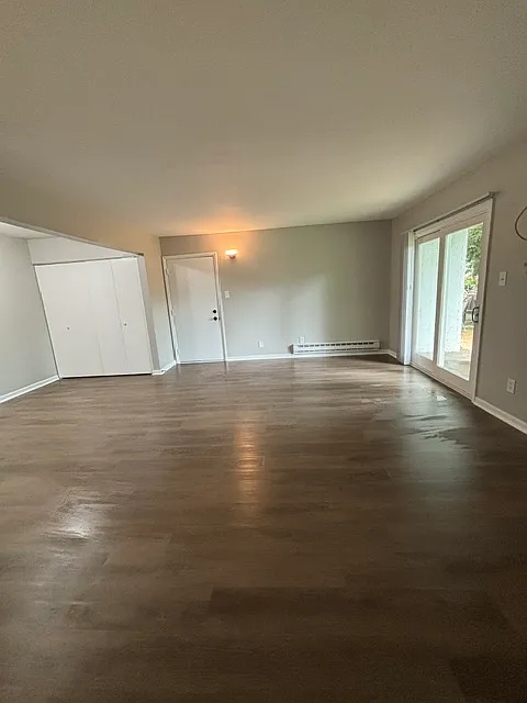 1 bed, 500 sqft, $1,200 — Photo 2