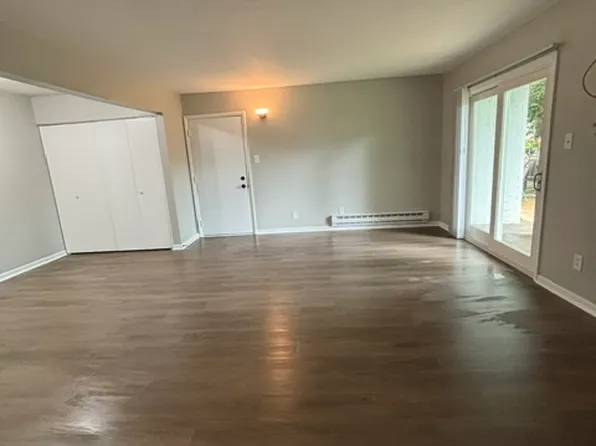 847-847 S Lake Park Ave #12E, Hobart, IN 46342
