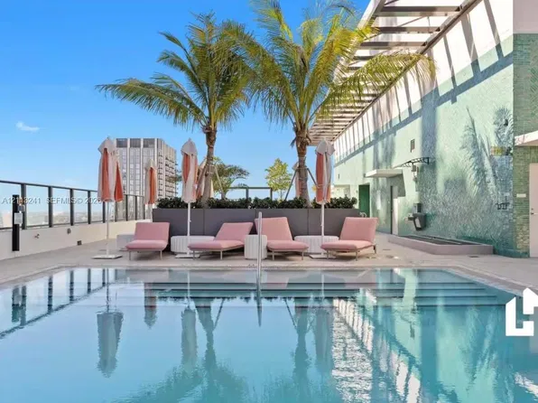 11 NE 6th St Unit 806, Miami, FL 33132