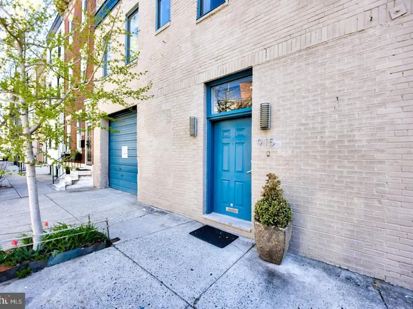915 S 7th St, Philadelphia, PA 19147