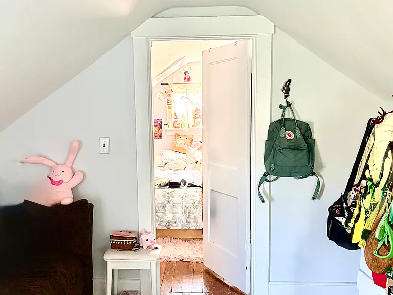 top floor suite with third bedroom