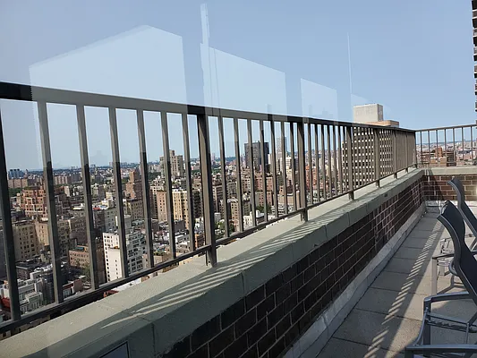 Rented by Douglas Elliman | media 18