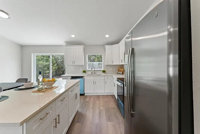 2220 SW 169th Pl — Photo 9