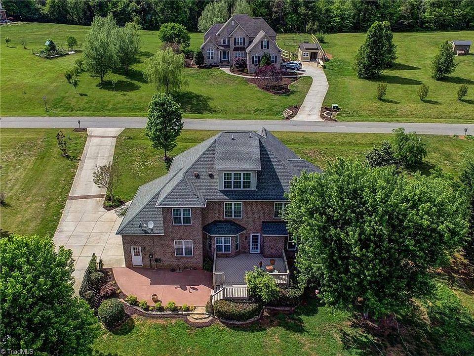 2nd image of 5904 Crutchfield Farm Rd