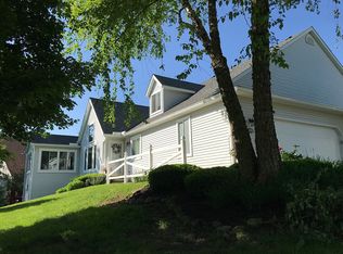 4235 Castle Rdg, Akron, OH 44321