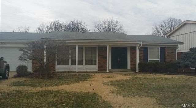 1st image of 785 Saddle Dr