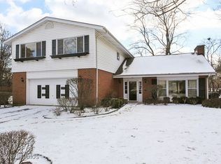 169 Greenbriar East Dr, Deerfield, IL 60015