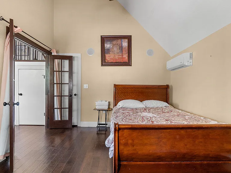 4001 Roswell St — Photo 19
