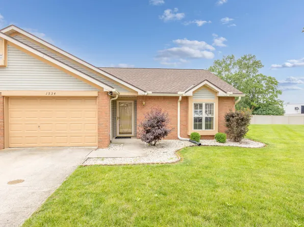 1534 Cross Pointe Cir, Bellefontaine, OH 43311