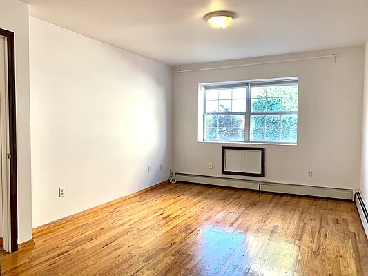 Rented by Corcoran | media 17