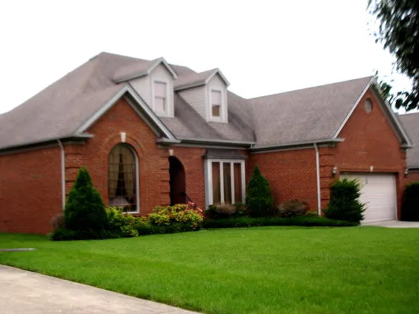 1021 Park Place Dr, Richmond, KY 40475