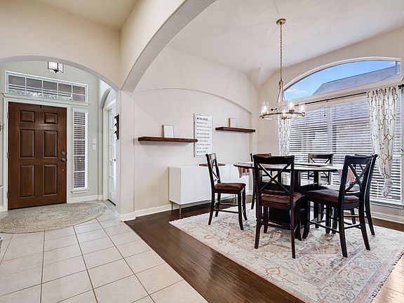 4th image of 1109 Challa Dr