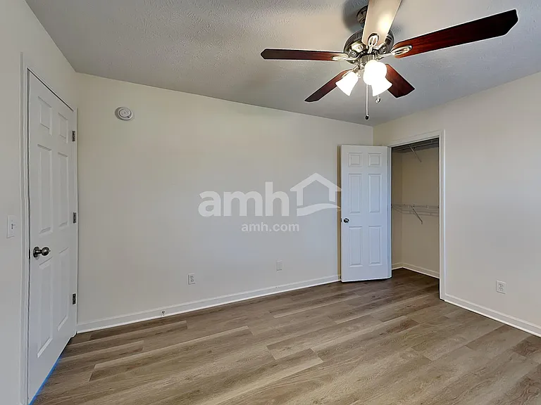 2840 Meadow Gln — Photo 21