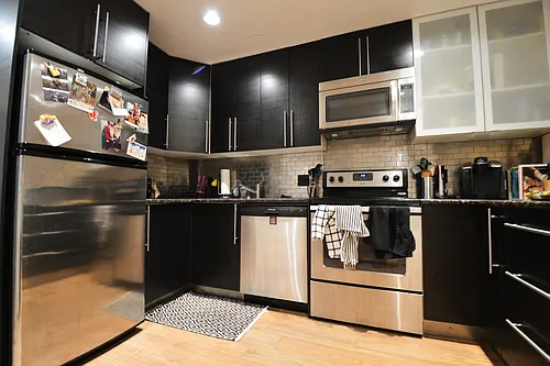 1203 Beacon St #12 Photo 1