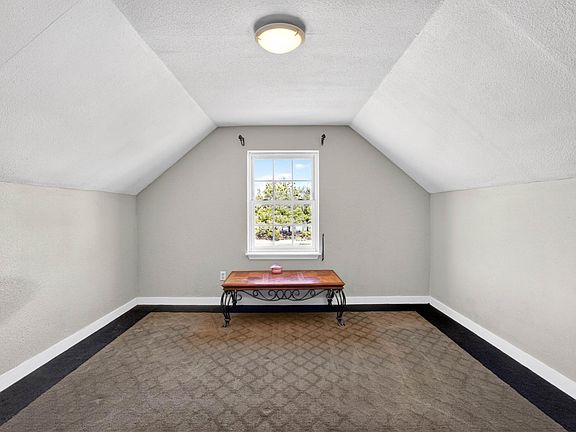 4th image of 11850 N Hecht Rd