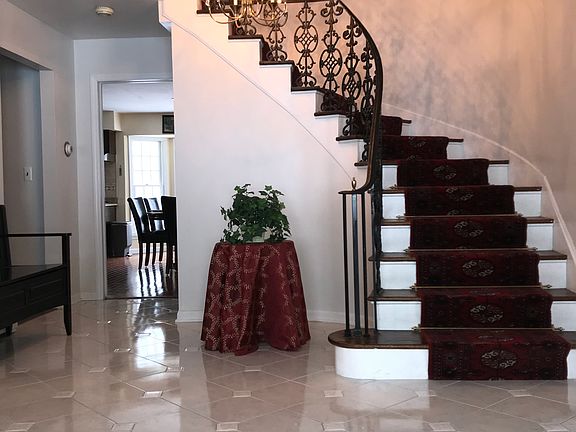 Main Entrance & Foyer