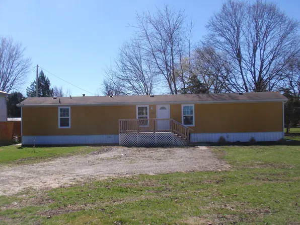 305 W 2nd Ave, La Harpe, IL 61450