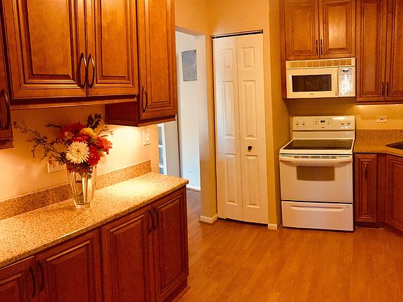 4th image of 9356 Landings Ln Unit 406