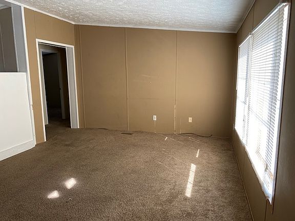 3rd image of 1003 Cloister Ct
