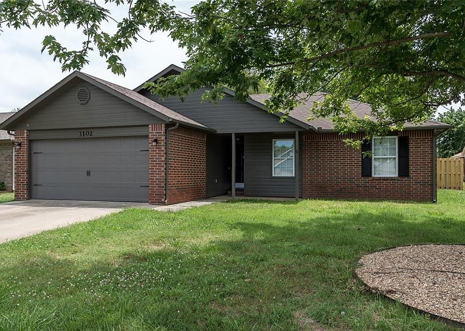 1st image of 3102 Levi Ln