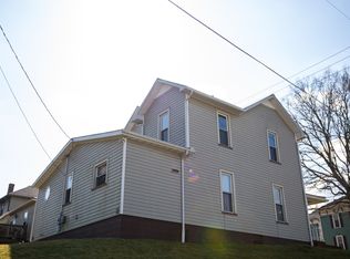 308 E Adams St, Millersburg, OH 44654