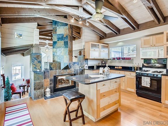 Kitchen 2370 Vancouver