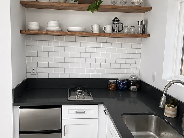 22612 Califa St #2 — Photo 6