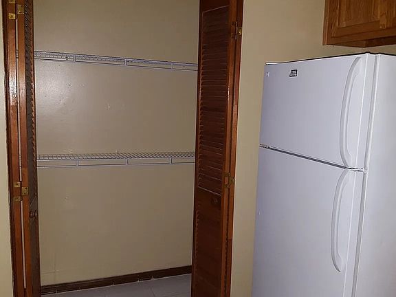 5th image of 4498 Melissa Ct W #2X2