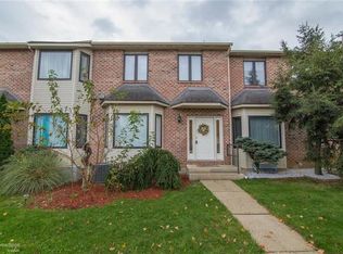 1664 Harding Cir, Whitehall, PA 18052