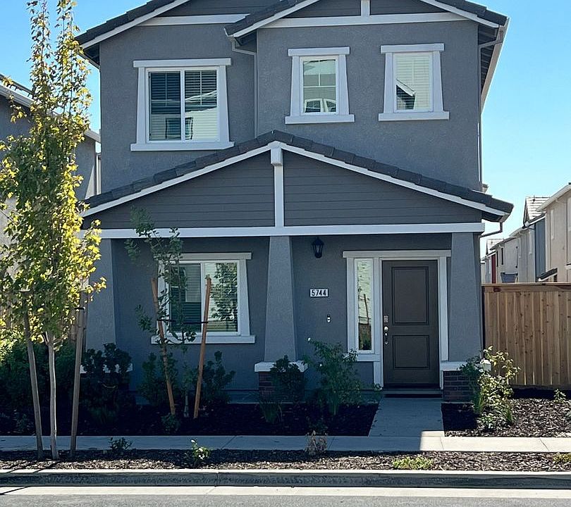 1st image of 5744 Molino Cir