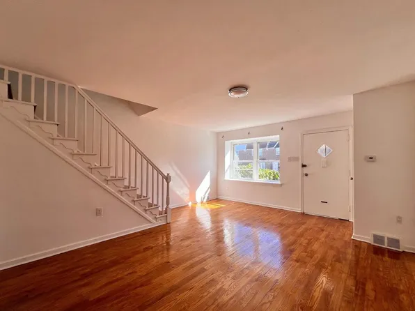 7138 Saul St, Philadelphia, PA 19149