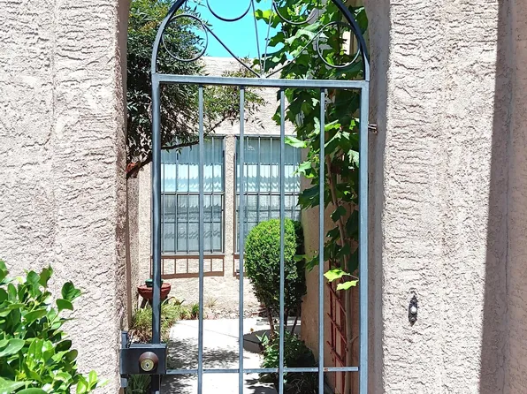 6123 S Del Campo Pl NE #24, Albuquerque, NM 87109