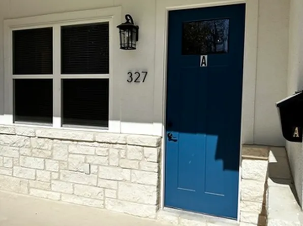 327 Ebner St #A, Boerne, TX 78006