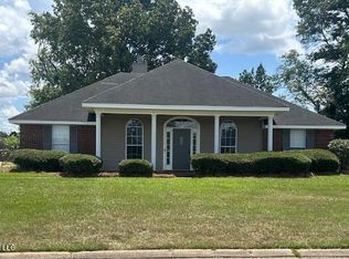 9930 Crooked Creek Cir, Jackson, MS 39272