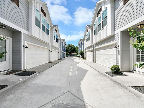 4th image of 9448 Kerrwood Ln