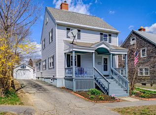 5 Cobb Rd, Bath, ME 04530