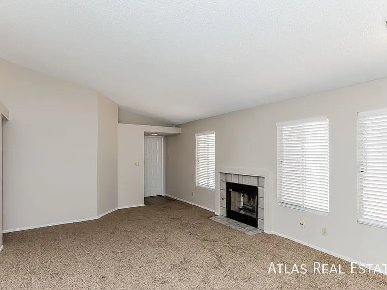 5218 Coral Vine Way — Photo 5
